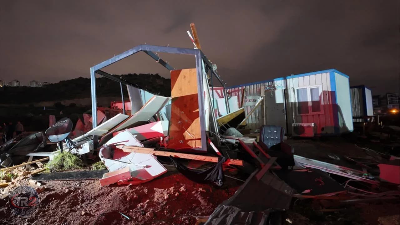 Antalya'da hortum faciası: 4 ölü, 1 yaralı