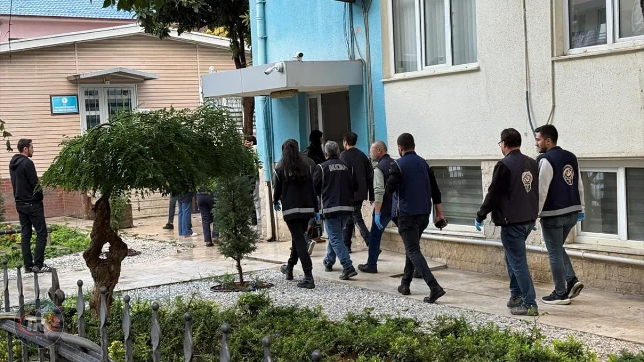 Denizli'de Merkezefendi Belediyesi'ne yönelik soruşturmada 5 şüpheli tutuklandı