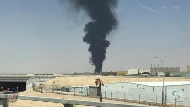 Suudi Arabistan'da yapılan uyarının ardından Riyad'da 4 patlama duyuldu