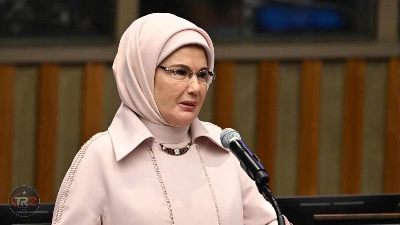 Emine Erdoğan'dan TDT Zirvesi paylaşımı