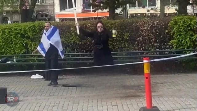 İsveç'te Kur'anı Kerim'e saldıran Sandberg nefret suçundan hüküm giydi