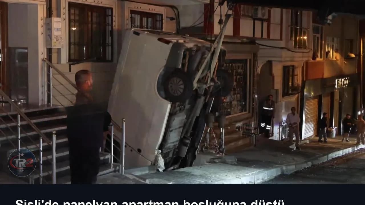 Şişli'de panelvan apartman boşluğuna düştü