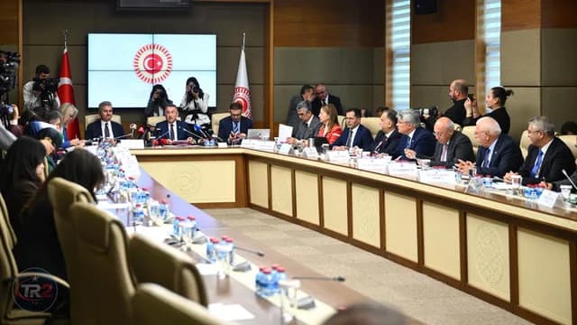 Mekke Anlaşması TBMM Dışişleri Komisyonunda
