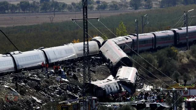 İspanya'da hızlı trenler çarpıştı: En az 68 ölü