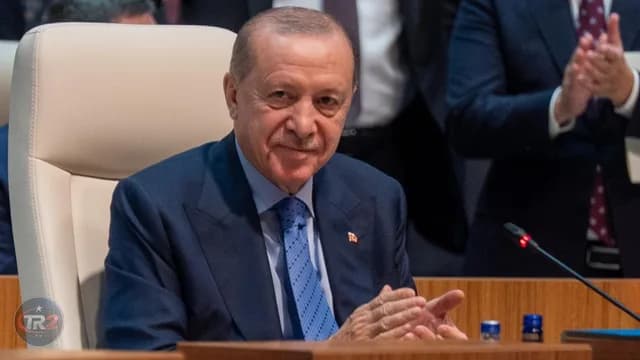 Cumhurbaşkanı Erdoğan, Türkmen mevkidaşıyla görüştü