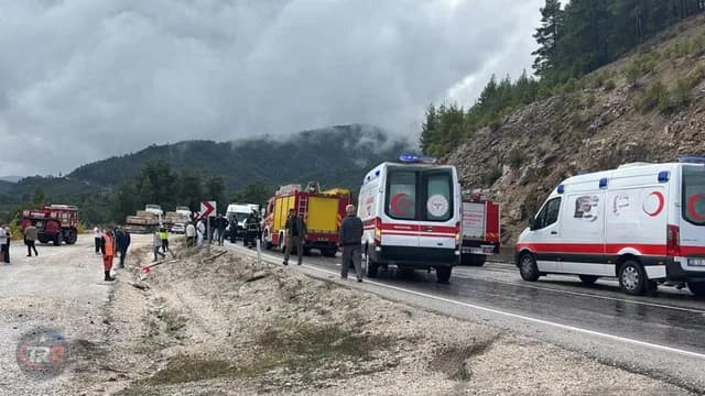 Burdur'da otobüs kazası: 1 ölü, 8 yaralı