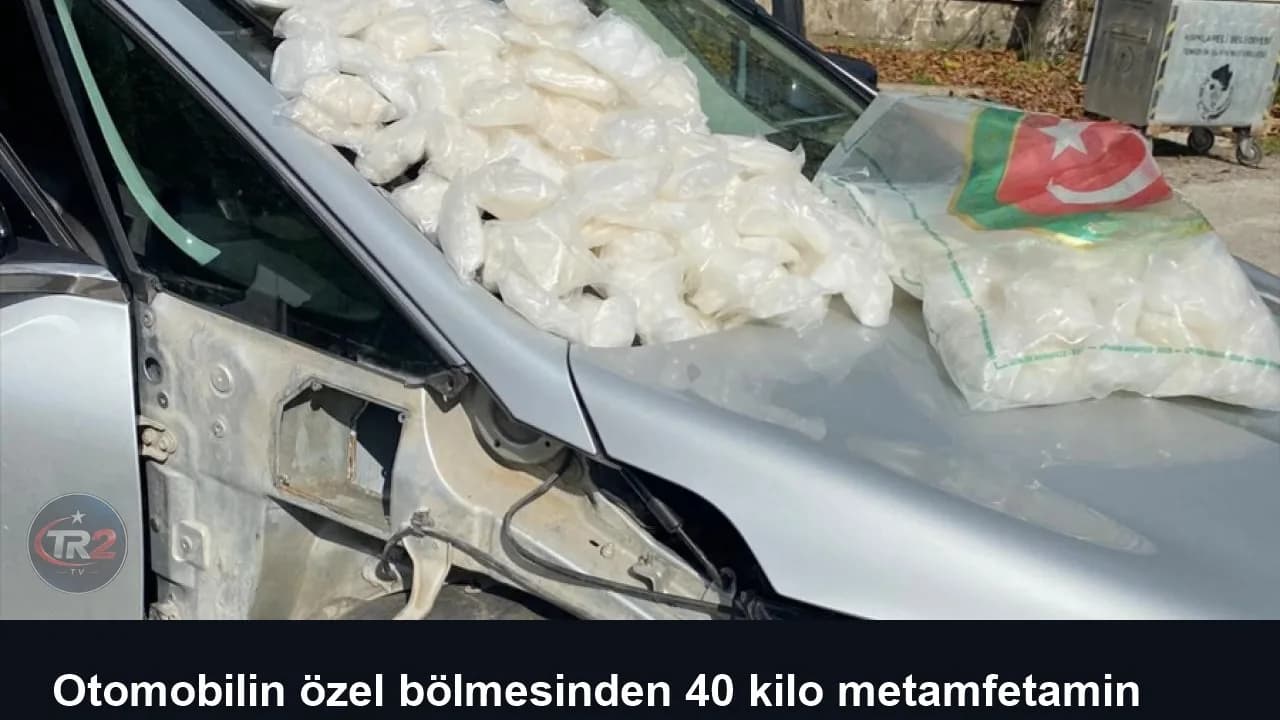 Otomobilin özel bölmesinden 40 kilo metamfetamin çıktı